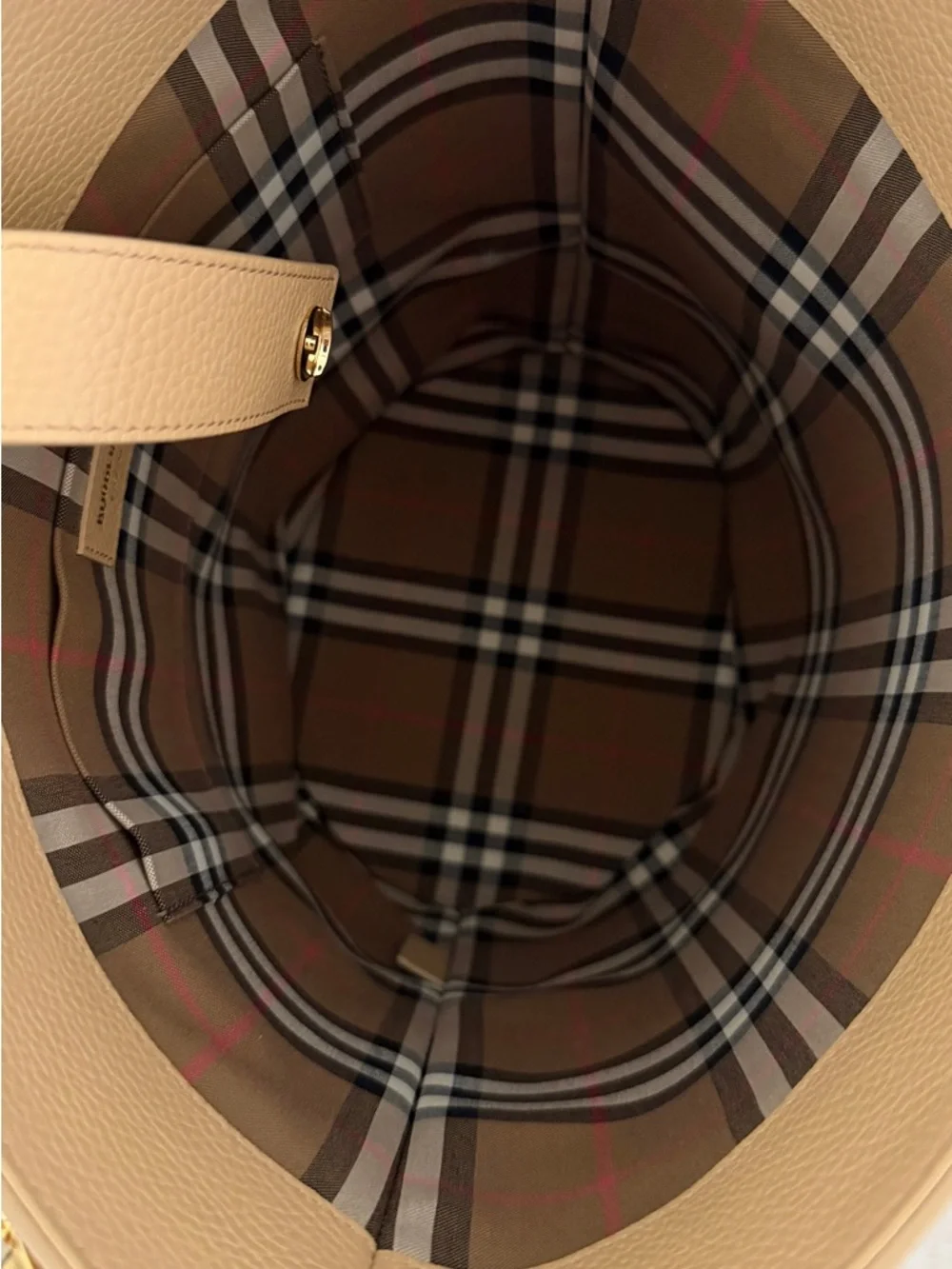Burberry Black Leather Bucket Bag Medium